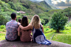 family looking out to the hawaiian valley